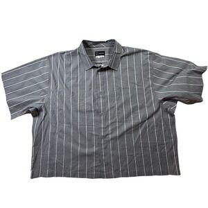 Original Use Mens XL Gray Striped Boxy Fit Short Sleeve Button Down Shirt NWT